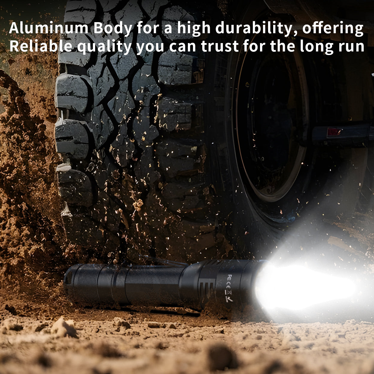 Skywoods 1800 Lumen Zoomable Torch Light OZL1800