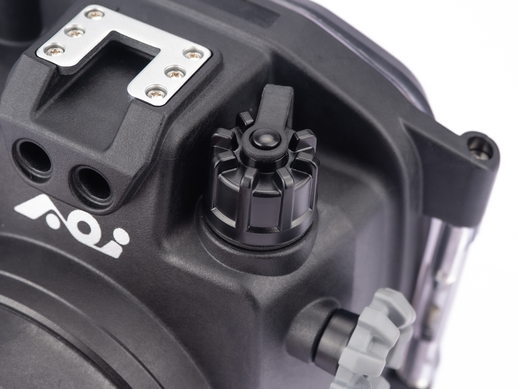AOI Canon R50 60 Meter Underwater Housing UH-R50