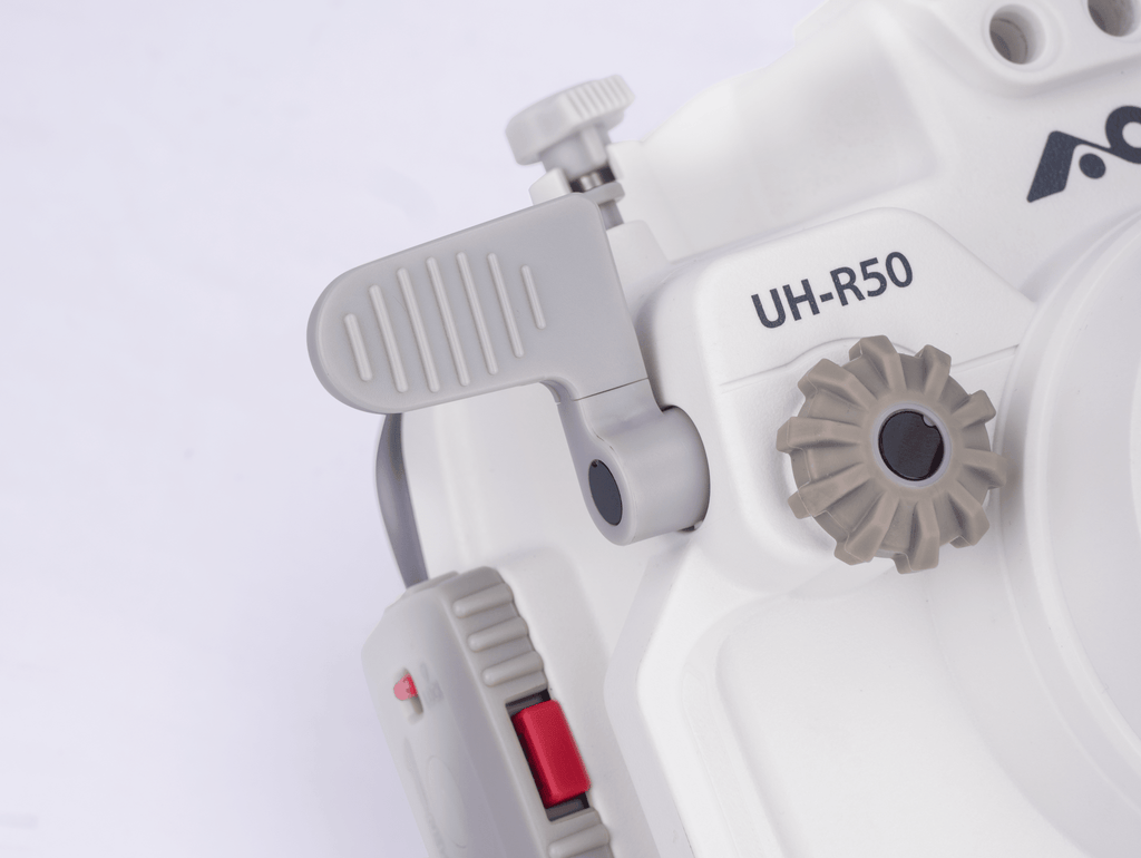 AOI Canon R50 60 Meter Underwater Housing UH-R50