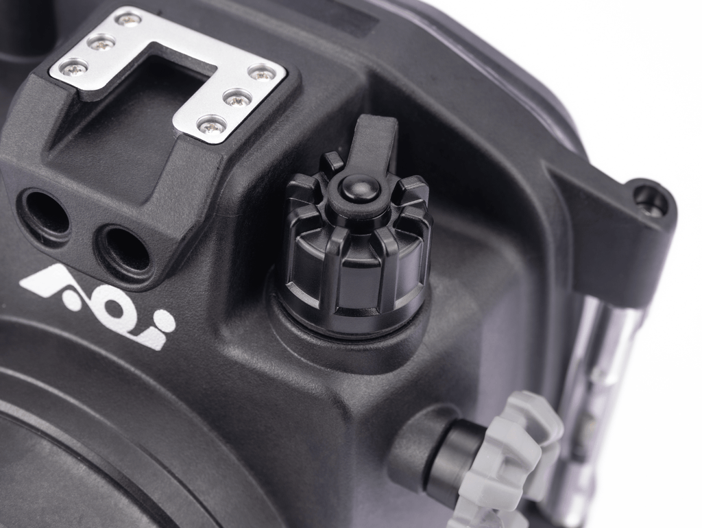 AOI Canon R50 60 Meter Underwater Housing UH-R50