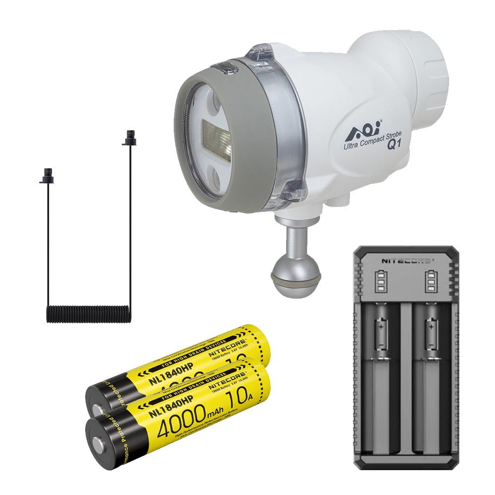 AOI Q1 Ultra Compact Strobe Bundle with Cable & Batteries