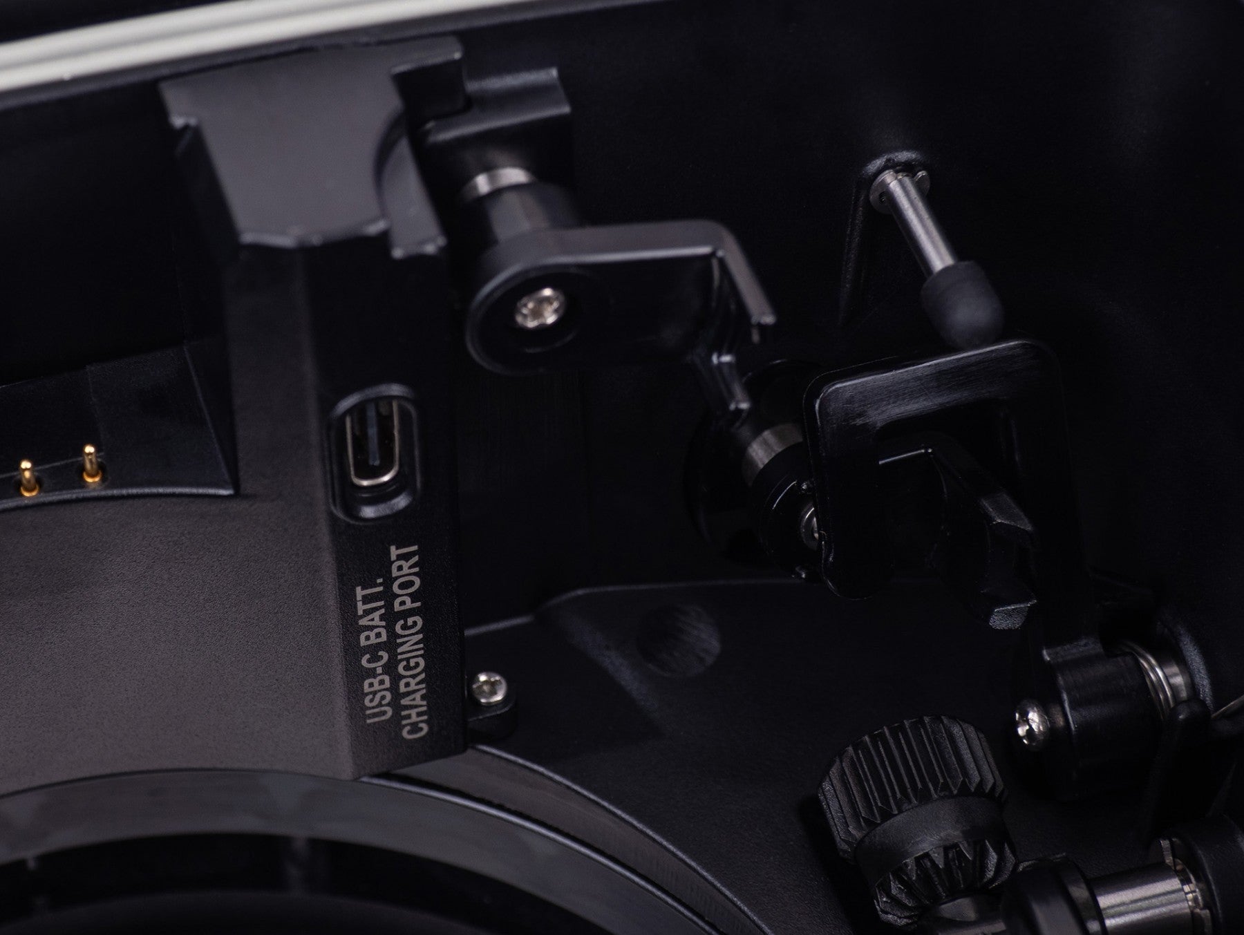 AOI Sony A7CII 60 Meter Underwater Housing UH - A7CII
