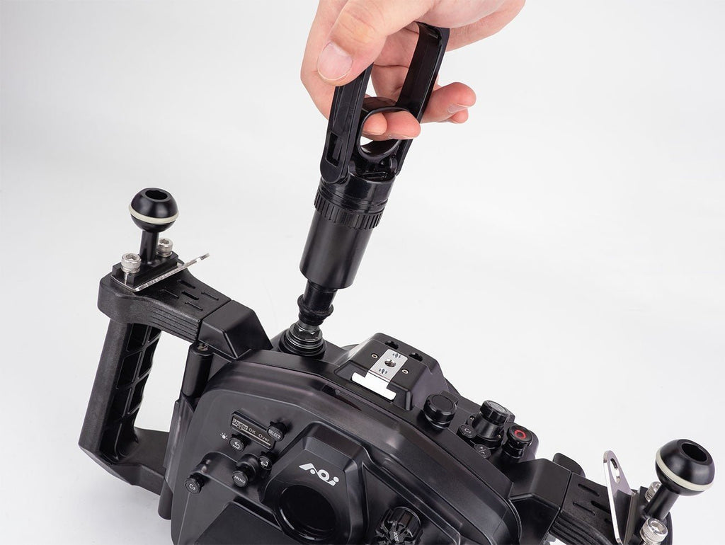 AOI Sony A7R V 60 Meter Underwater Housing with Vacuum & Flash Triggers