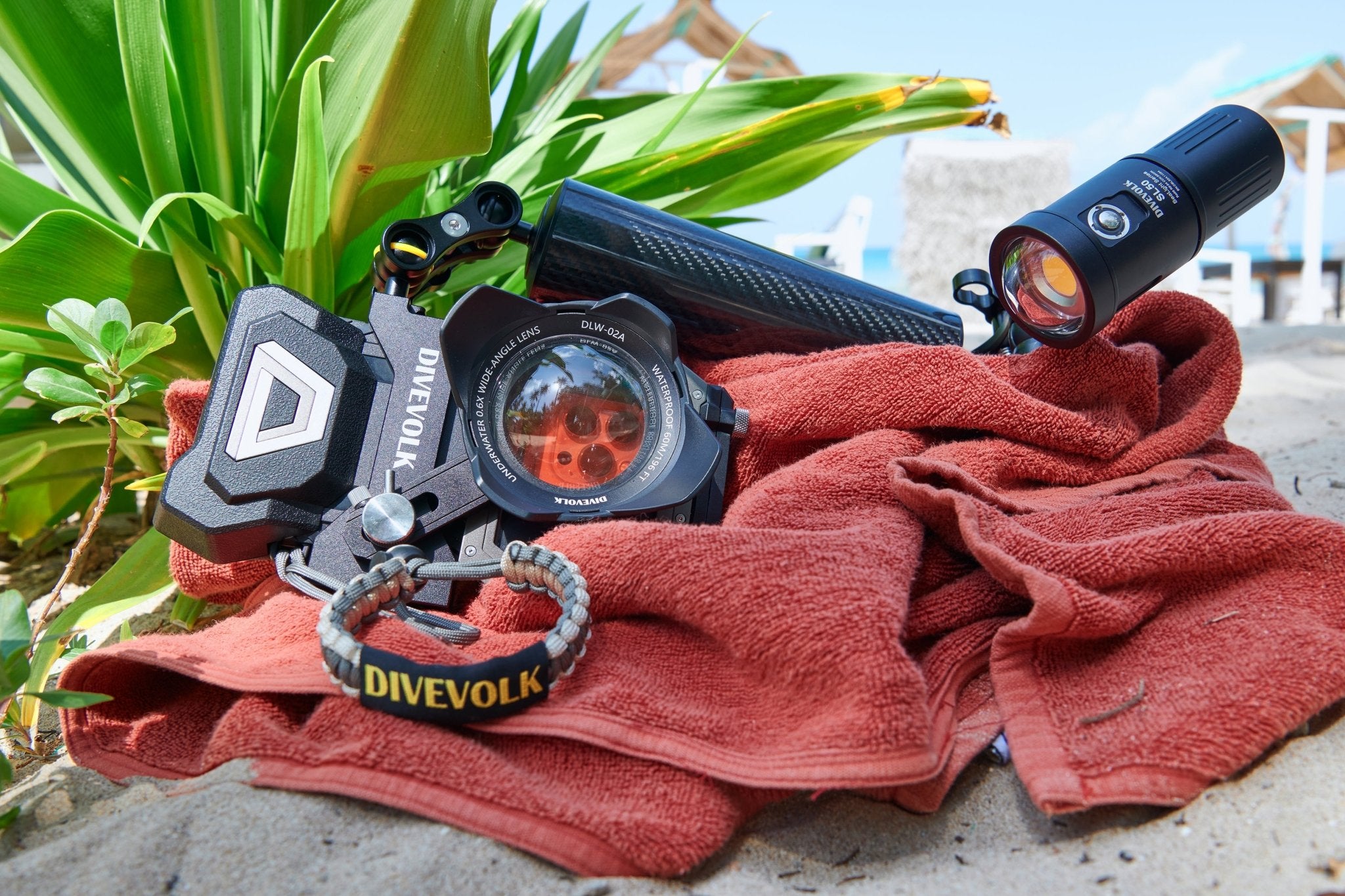 The Divevolk Seatouch 4 Max Almighty kit with 5000 Lumen video light is ready to go SCUBA Diving