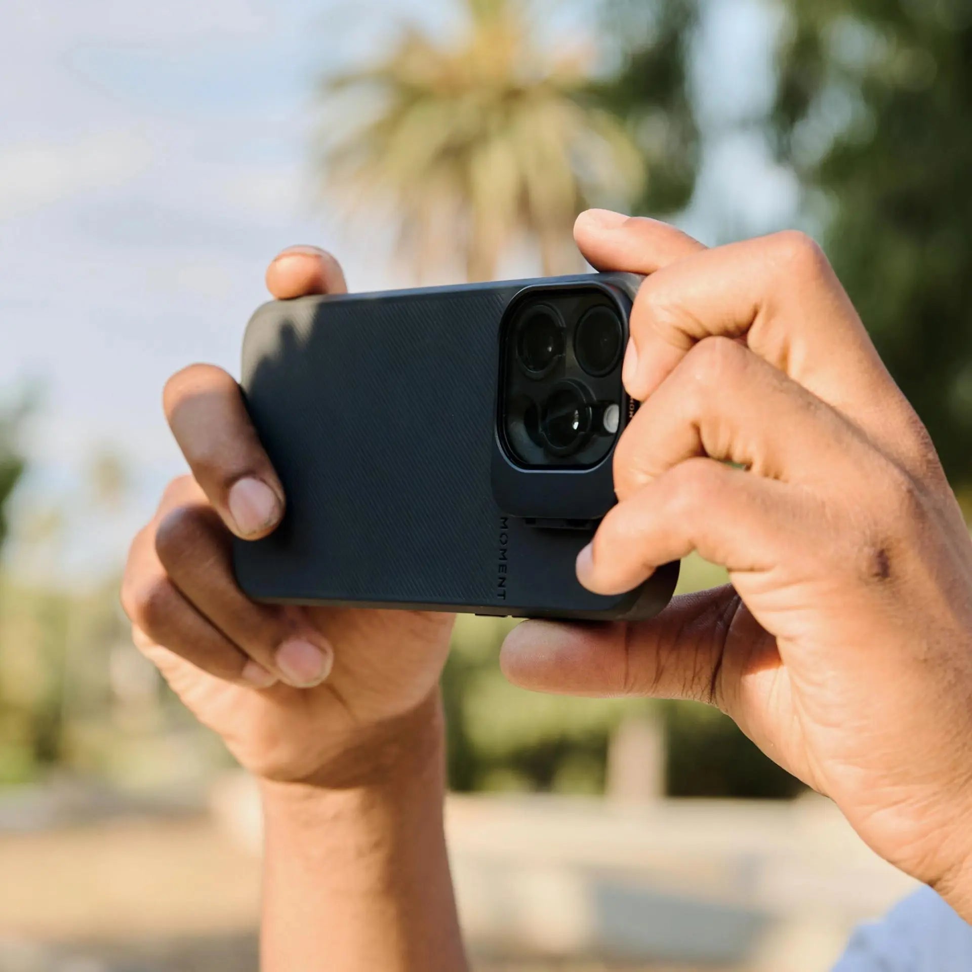 Moment CineBloom QuickLock Filter for iPhone 16 Pro / Pro Max
