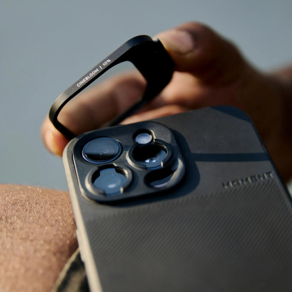 Moment CineBloom QuickLock Filter for iPhone 16 Pro / Pro Max